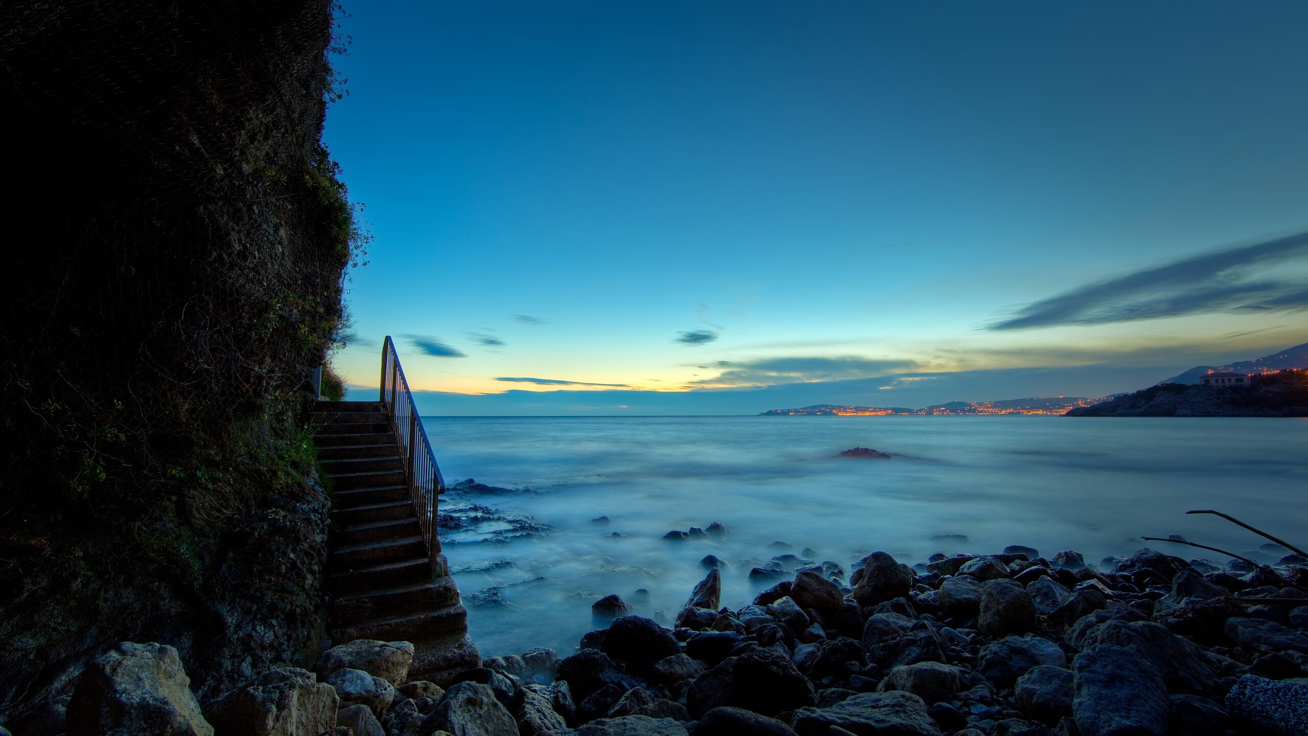 九游下载-男篮后场组合配合默契成为战术体系中的核心支点，男篮十大得分后卫